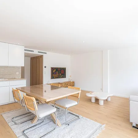 Apartment Sublime 3 Pieces Entierement Renove Dans Le Centre De
