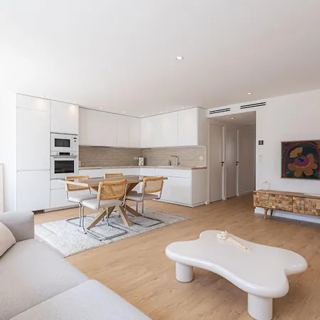 Apartment Sublime 3 Pieces Entierement Renove Dans Le Centre De *