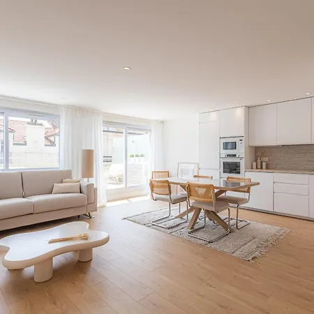 Apartment Sublime 3 Pieces Entierement Renove Dans Le Centre De Cannes